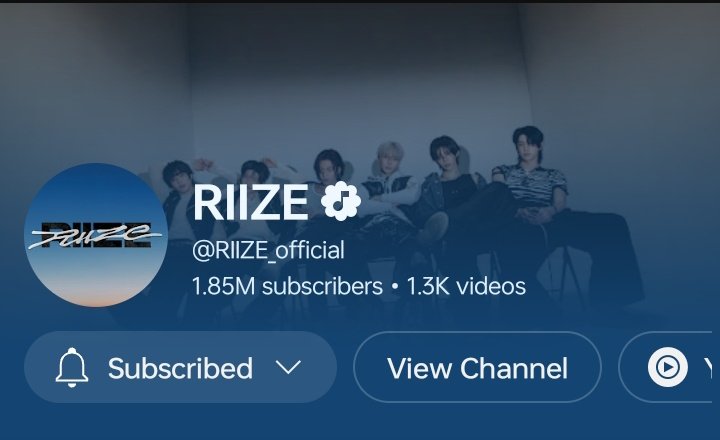 ตัวเลขผู้ติดตามในช่องทางต่างๆ ของน้องข้าว ชื่นใจจัง น้องก็ยังมีคนชอบเพิ่มขึ้นทุกวัน ยังตกคนได้อยู่ ล่าสุดก็จากที่ไปเคคอนลิสบอนกับ ACL อาจจะไม่ได้หวือหวาเท่าที่ป้าข้างบ้านคาดหวังแต่ก็ไม่ได้อัตคัดขัดสนอะไรนักหรอกจ้า ส่วนยอดขายบั้ม/กู้ดส์ละไว้ในฐานที่เข้าใจ ออกอะไรมาก็ไม่เคยพอขาย