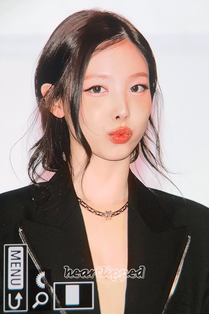 heartlipped's tweet photo. 251020 ONE IN A MILL10N #나연 #Nayeon #ナヨン #TWICE https://t.co/pSQlVDQi64