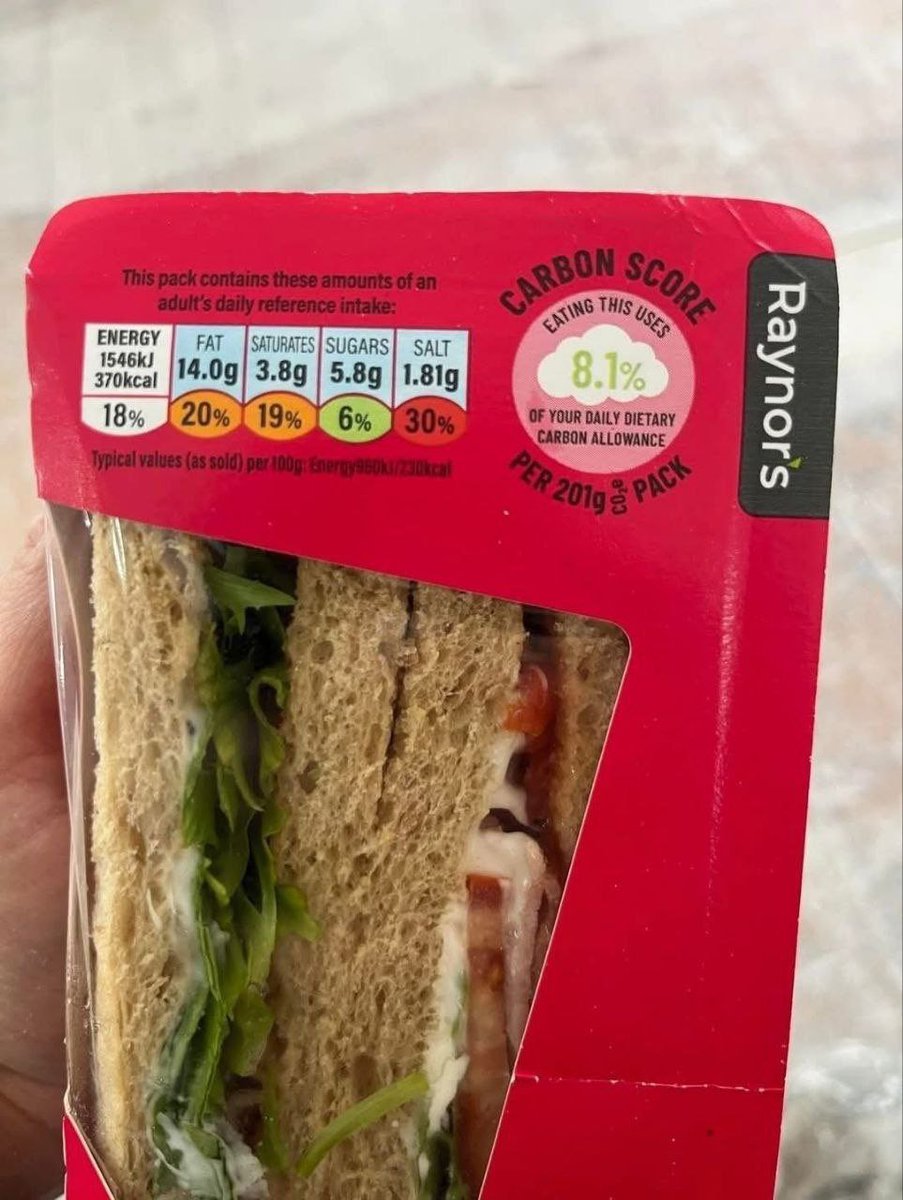 Tiens ! Encore une théorie du complot qui se matérialise dans la réalité !

Royaume-Uni : Le budget CO₂ devient réalité.

Ça commence : les aliments sont désormais étiquetés avec des informations sur ton budget CO₂ quotidien, seulement quelques semaines après l'annonce de l'ID