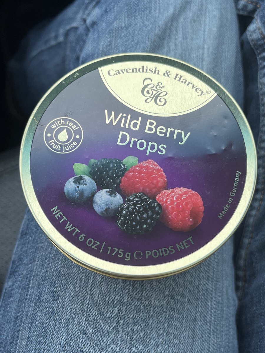 NickyNurky's tweet image. So does anyone have any ideas on how I can get a car sweet out of this tin? Can just about turn lid, but we have all tried opening it without success #carsweets #strongmuscles #challenge #worstgameever #travel #boiledsweets #Sweets