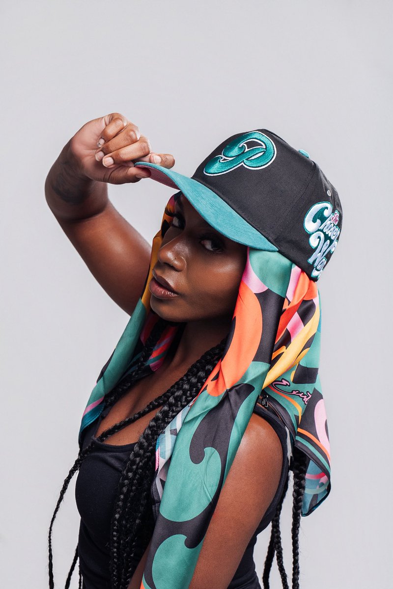 poorich.us

i successfully transform ideas in my head into the physical and i’m one of the hardest in my city to do it… i don’t need to hire a graphic designer because im my own designer 
@Poorichusa let’s get familiar with each other