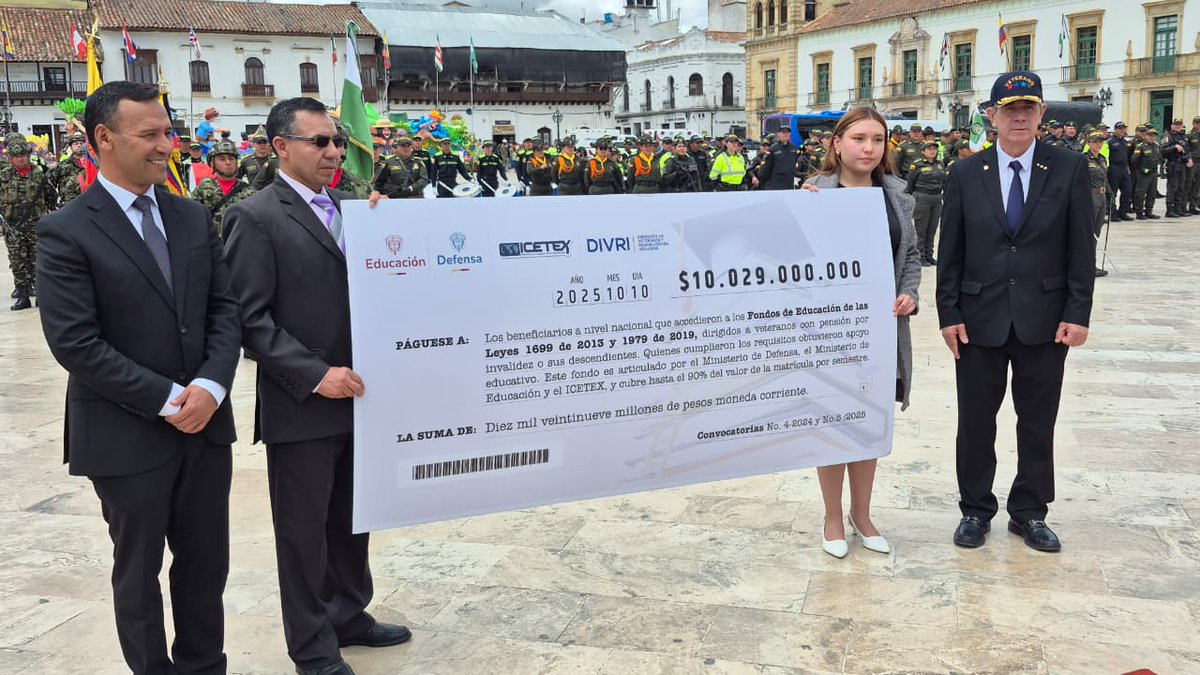 ¿Sabías que para la vigencia 2025 el <a href="/mindefensa/">Mindefensa</a> realizó un incremento de recursos para que más veteranos de la Fuerza Pública se beneficien del fondo de educación superior, contemplado en la Ley del Veterano? Entérate de cuándo inician las convocatorias: divri.gov.co/sala-de-prensa…