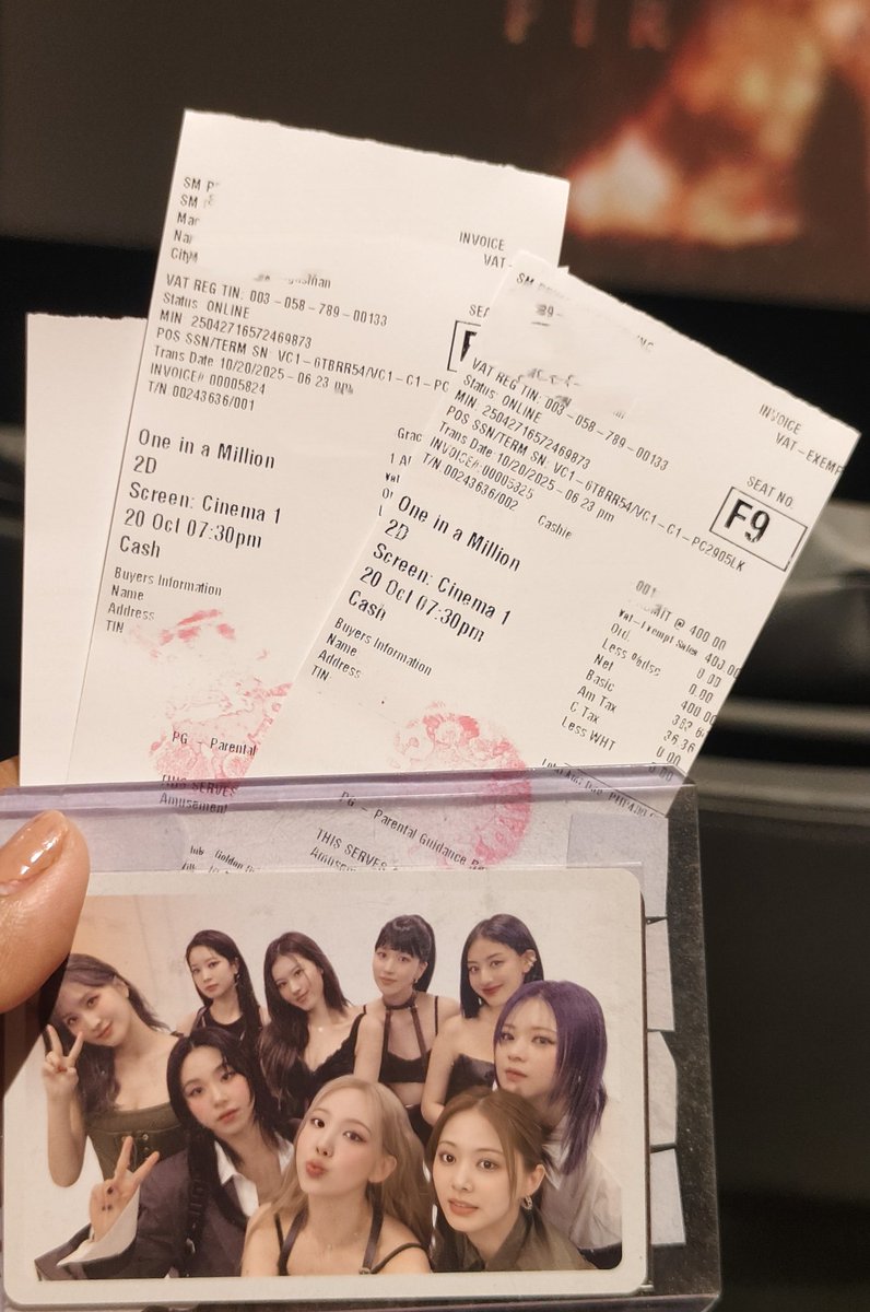 Addicted_to_Hyo's tweet image. The best way to end my day 💗

Happy 10th Anniversary @JYPETWICE