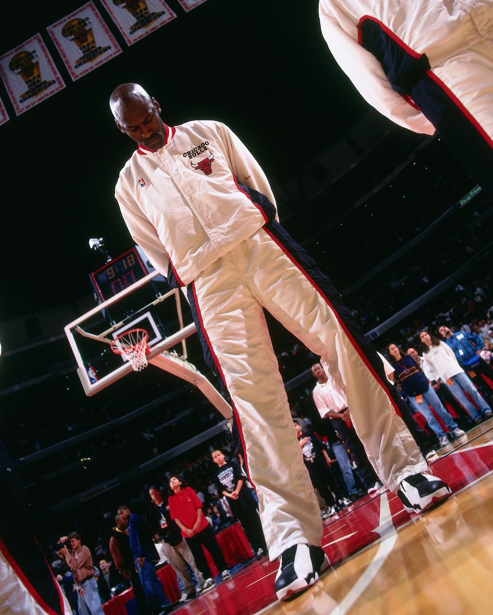 Opening night ready. #MJMondays
