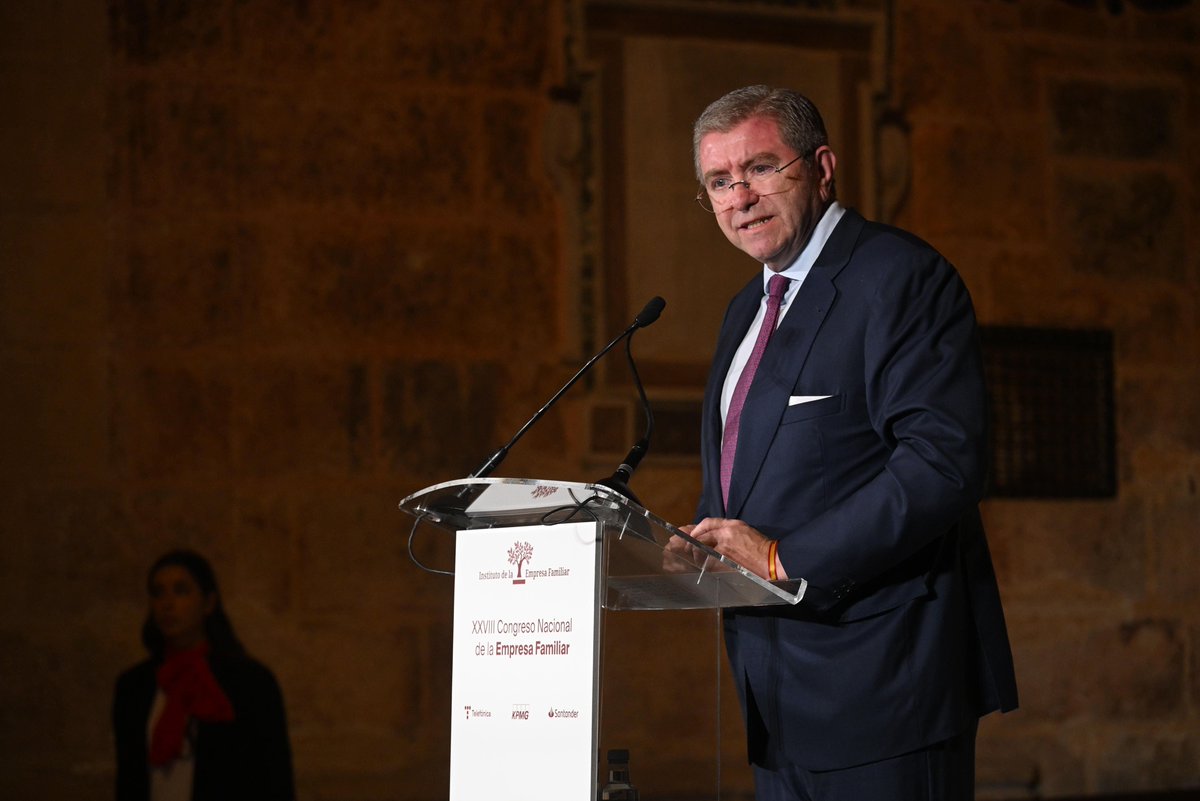 Empresa Familiar CyL tweet media