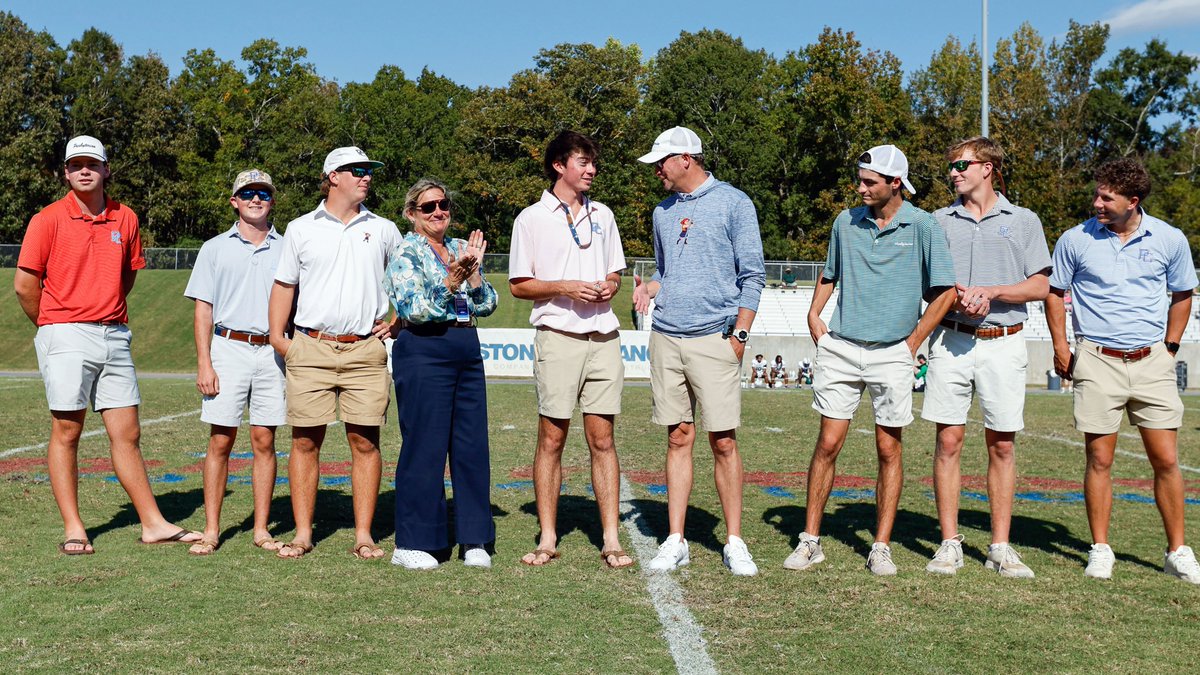 𝐁𝐈𝐆 𝐒𝐎𝐔𝐓𝐇 𝐂𝐇𝐀𝐌𝐏𝐈𝐎𝐍𝐒𝐇𝐈𝐏 𝐑𝐈𝐍𝐆 💍

Last spring, Jeep Patrick captured the Big South Individual championship.

This past Saturday, Patrick was presented with his Big South Championship ring during PC's homecoming football game.

#GoBlueHose
