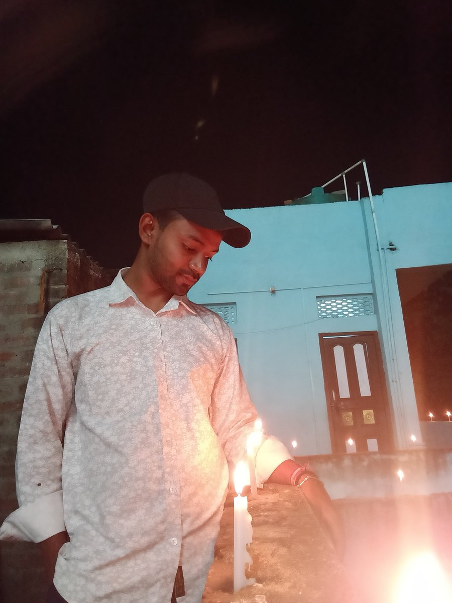 quite57146's tweet photo. Happy diwali 
#HappyDiwali 
#Deepotsav2025  #DiwaliVibes https://t.co/I5xIcI0UrW
