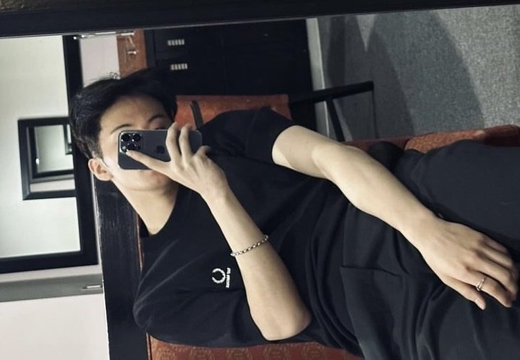 onyourm__ark threads