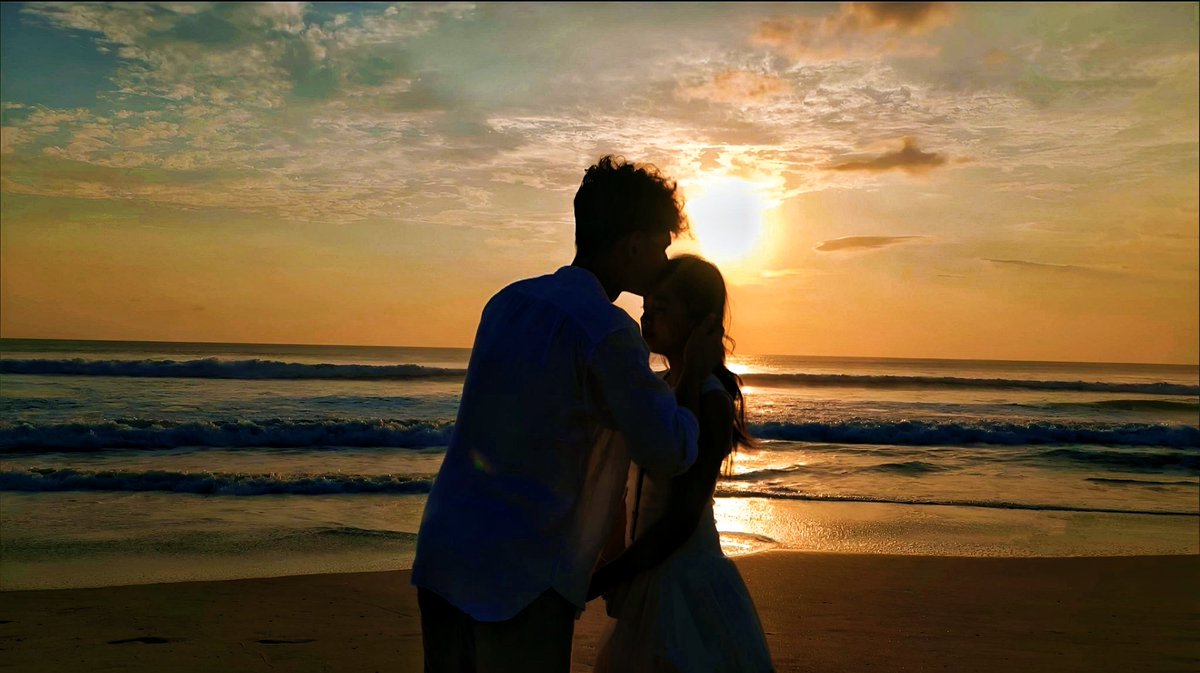 vaughgirl_'s tweet photo. 💍

#HARQEELTAKEN #HQ_CHAPTER #HARQEEL https://t.co/r3pKtRqnPU