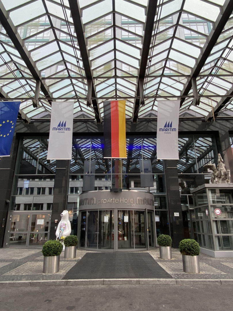 JS_Days's tweet image. Das wars für heute und morgen geht es genauso spannend weiter! 🤫