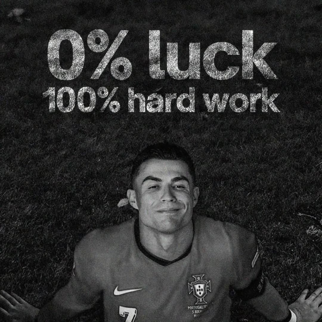 Smart work!✍️

#Ronaldo #CR7 #Messi #football