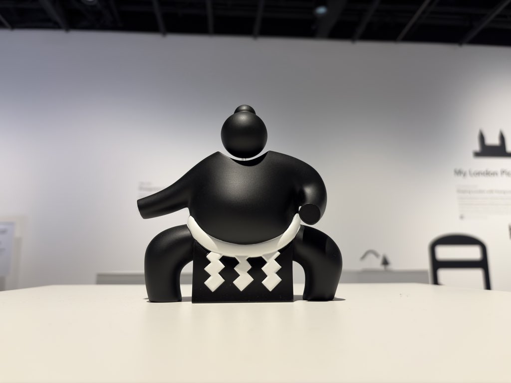 PascalPixel's tweet image. iconography exhibition that created a three dimensional yokozuna sumo wrestler