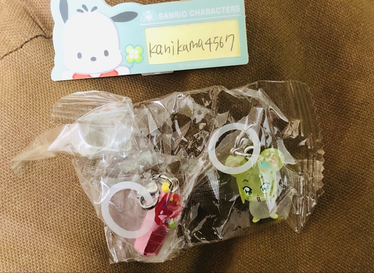 かに@取引 tweet media