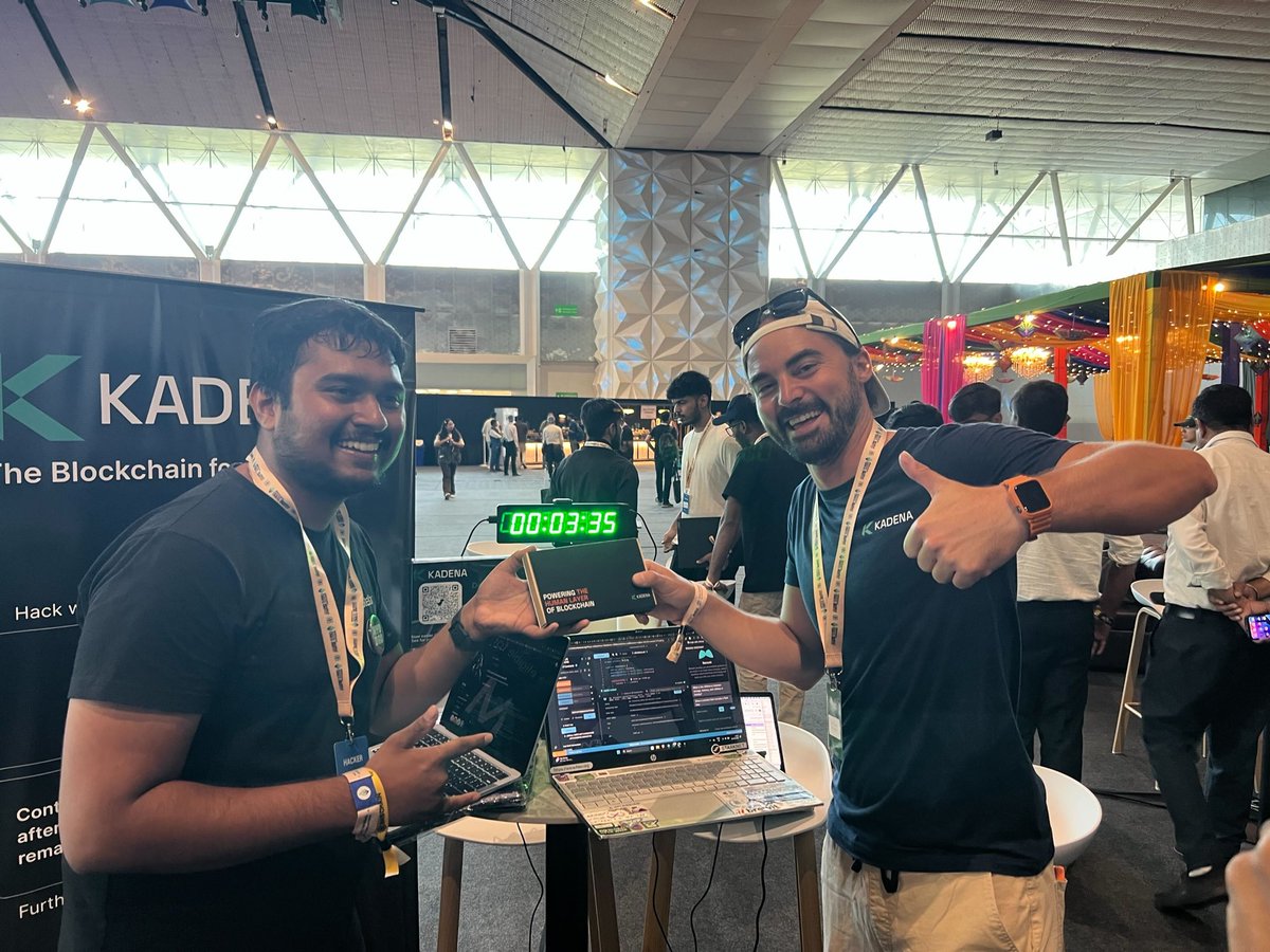kadena_dev's tweet image. At the @EthGlobal Hackathon we hosted a deploy in 15 minutes challenge. Several people completing end to end deployments on $KDA in 3 minutes 🔥