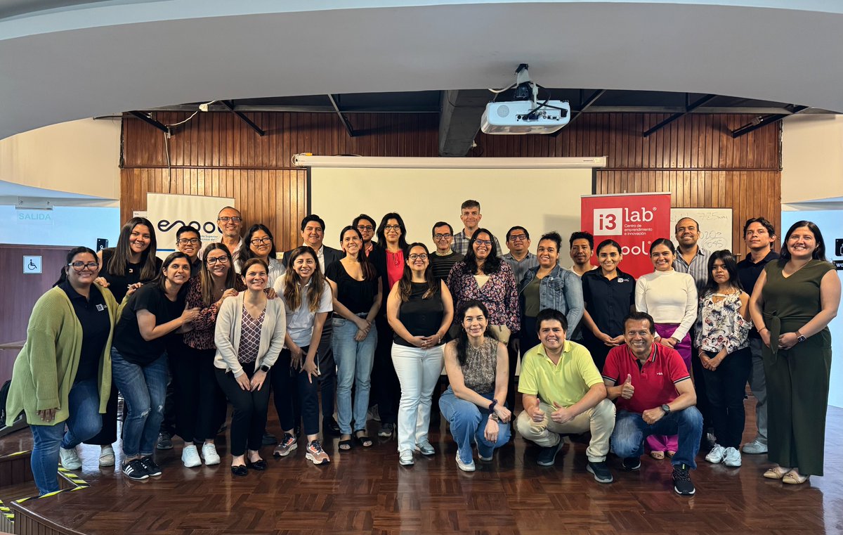 i3labespol's tweet image. Del 13 al 15 de octubre, Matt Parkinson, Ph. D., director de la Learning Factory de Penn State University, visitó @espol y compartió estrategias para conectar la academia con la industria a través de talleres prácticos a profesores y estudiantes.🤝

🔗👇: i3lab.org/noticias/2025/…