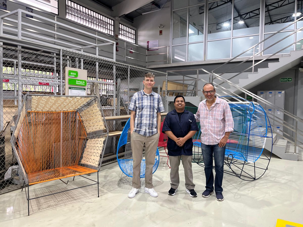 i3labespol's tweet image. Del 13 al 15 de octubre, Matt Parkinson, Ph. D., director de la Learning Factory de Penn State University, visitó @espol y compartió estrategias para conectar la academia con la industria a través de talleres prácticos a profesores y estudiantes.🤝

🔗👇: i3lab.org/noticias/2025/…