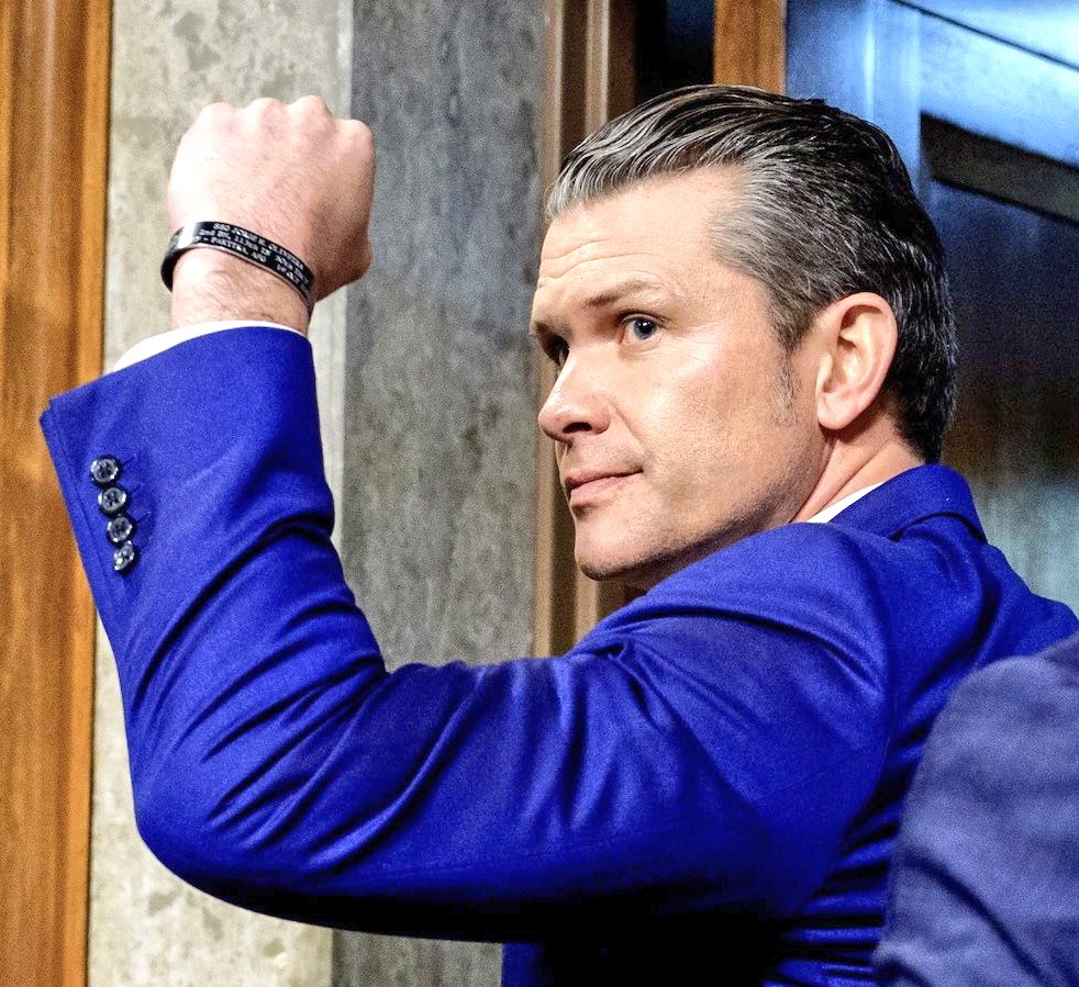 Drop a flag 🇺🇸 if you support Secretary of W@r Pete Hegseth.