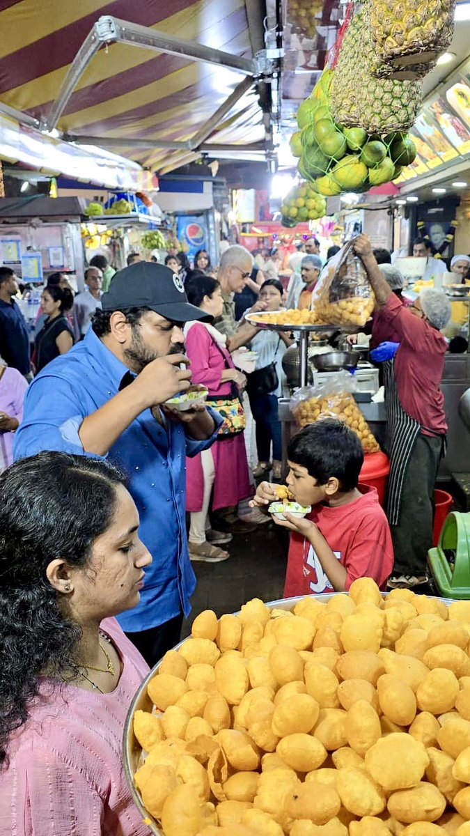 HeroManoj1's tweet image. The Boys Time ❤️
Diwali streets, golgappa/pani puri joy with my little hero 🪔😋
Wishing you a love filled Diwali! 🙏🏼❤️💥🚀🎸🥰
#HappyDiwali #Diwali2025 #DadAndSon