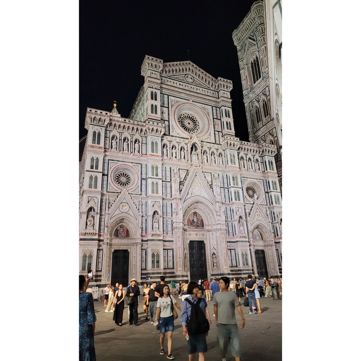 Juki_W's tweet image. Firenze, Tuscany, Italia 🇮🇹⛪️

Julaayy.blogspot.com/2025/10/floren…

#blog #blogger #fblog #fblogger #liverpoolblog #liverpoolblogger #florence #Firenze #tuscany #Italy #Italy #florencecathedral #pasta #italianfood #holiday #travels #tourists #citybreak #gelato