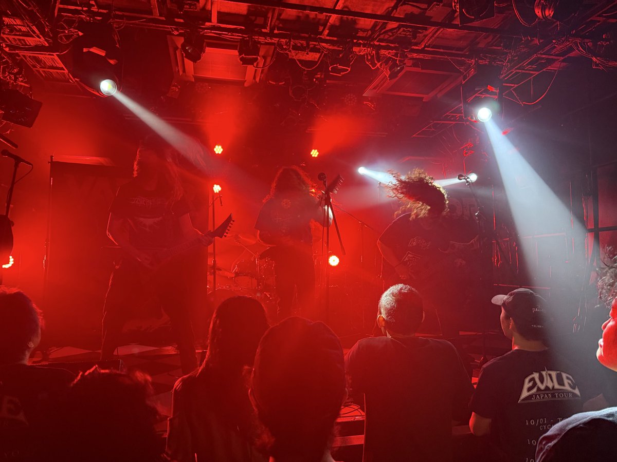 shishineko44225's tweet image. #Nowplaying
#VAPOR🇺🇸
#MassMortality
#ThrashMetal
#GrooveMetal
#この前のLIVE写真