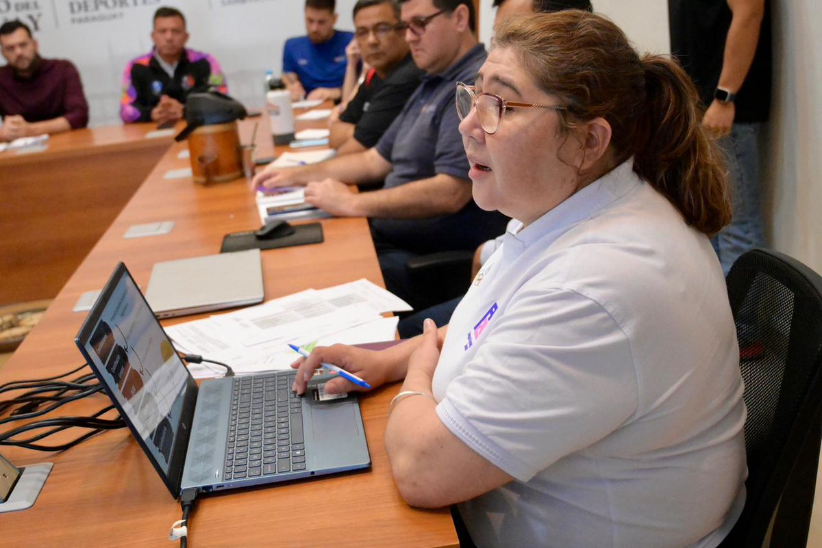 Activando el Modo JSE Asunción 2025🔛🤩

El equipo de Coordinación se reunió esta mañana continuando con los trabajos de organización para el gran encuentro deportivo escolar continental a celebrarse en #Paraguay🇵🇾

Se vienen avances importantes👍🏼

#DondeNacenLasLeyendas
