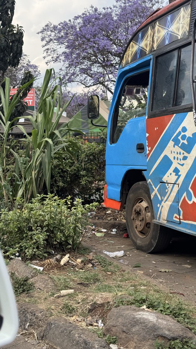 cherrrotich's tweet image. In front of Lavington mall. It’s now a stage (bus terminus) and one big dumping site. The dream to #ReclaimNairobi is slowly fading away. This may just be it. @SakajaJohnson @Environment_Ke