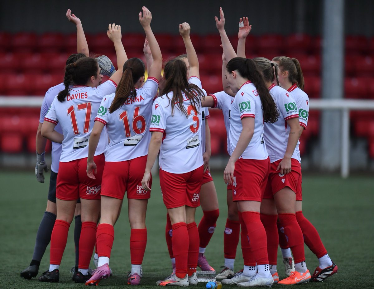 spartansfcwomen's tweet image. Onwards together👊🏻➡️

Head over to our Facebook to browse the entire match day gallery📸🎞️

#Spartans #SWFC #SWPL2 #DBDF