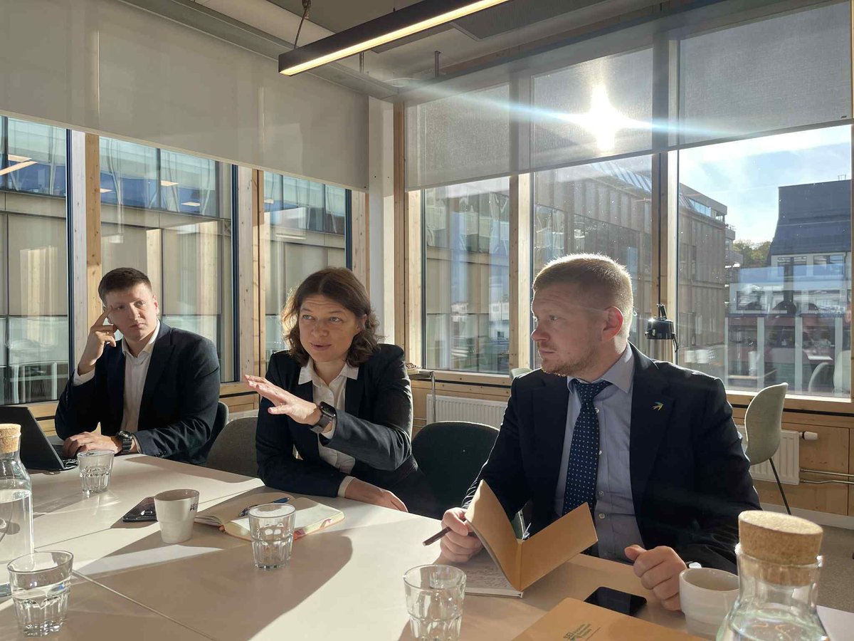 SEIclimate's tweet photo. 🇺🇦 Today we were honoured to host a high-level Ukrainian delegation for the Energy &amp; Climate Investment Roadshow with Energimyndigheten, led by Deputy Minister Andrii Teliupa 

💬 Discussions focused on advancing NECP implementation, EU integration and a green, resilient rebuild. https://t.co/vzIZeuXtVA
