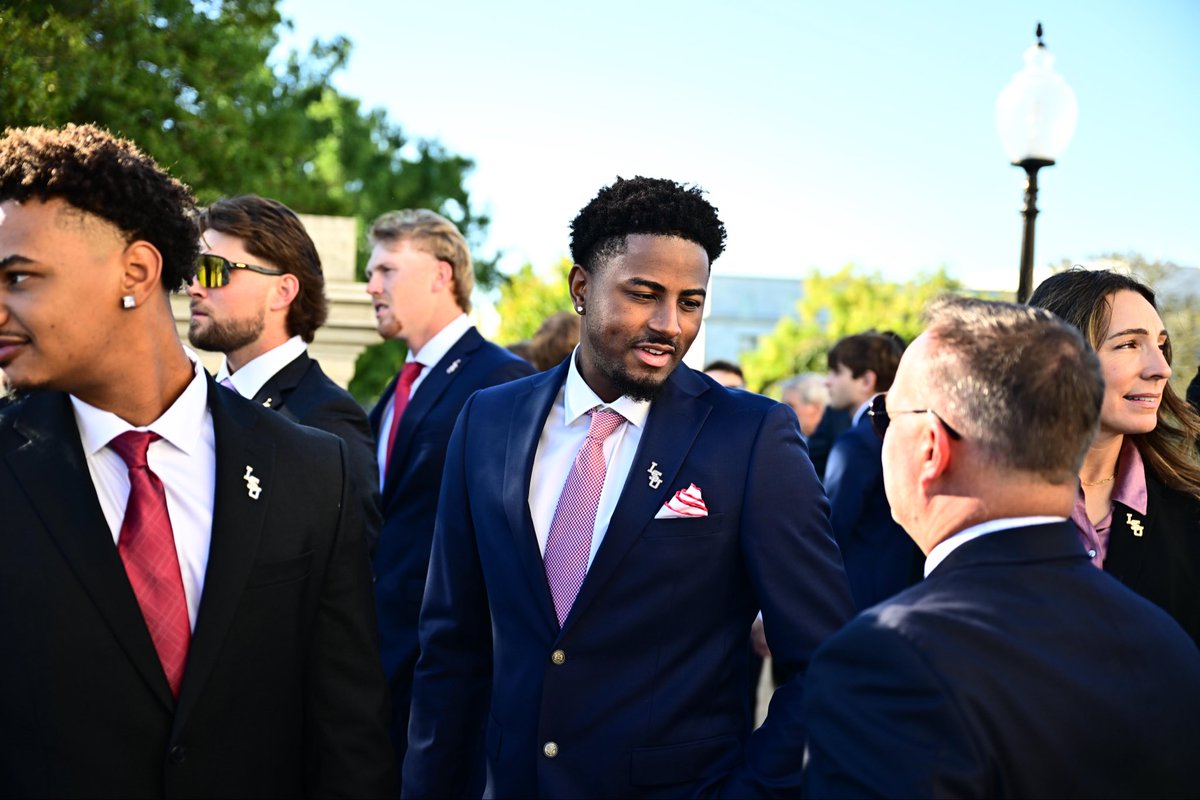 LSU Baseball tweet media