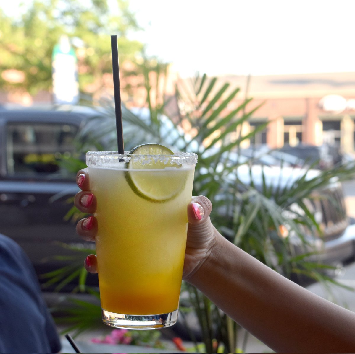 Mondays are better with margaritas. 🍋

#BarrioKC #MargaritaLove