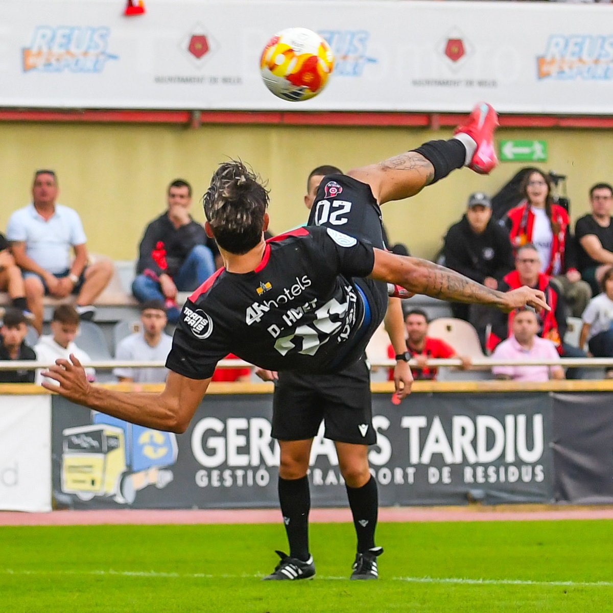 marklibi's tweet image. Fue gol. @ReusFCR 📸⚽️