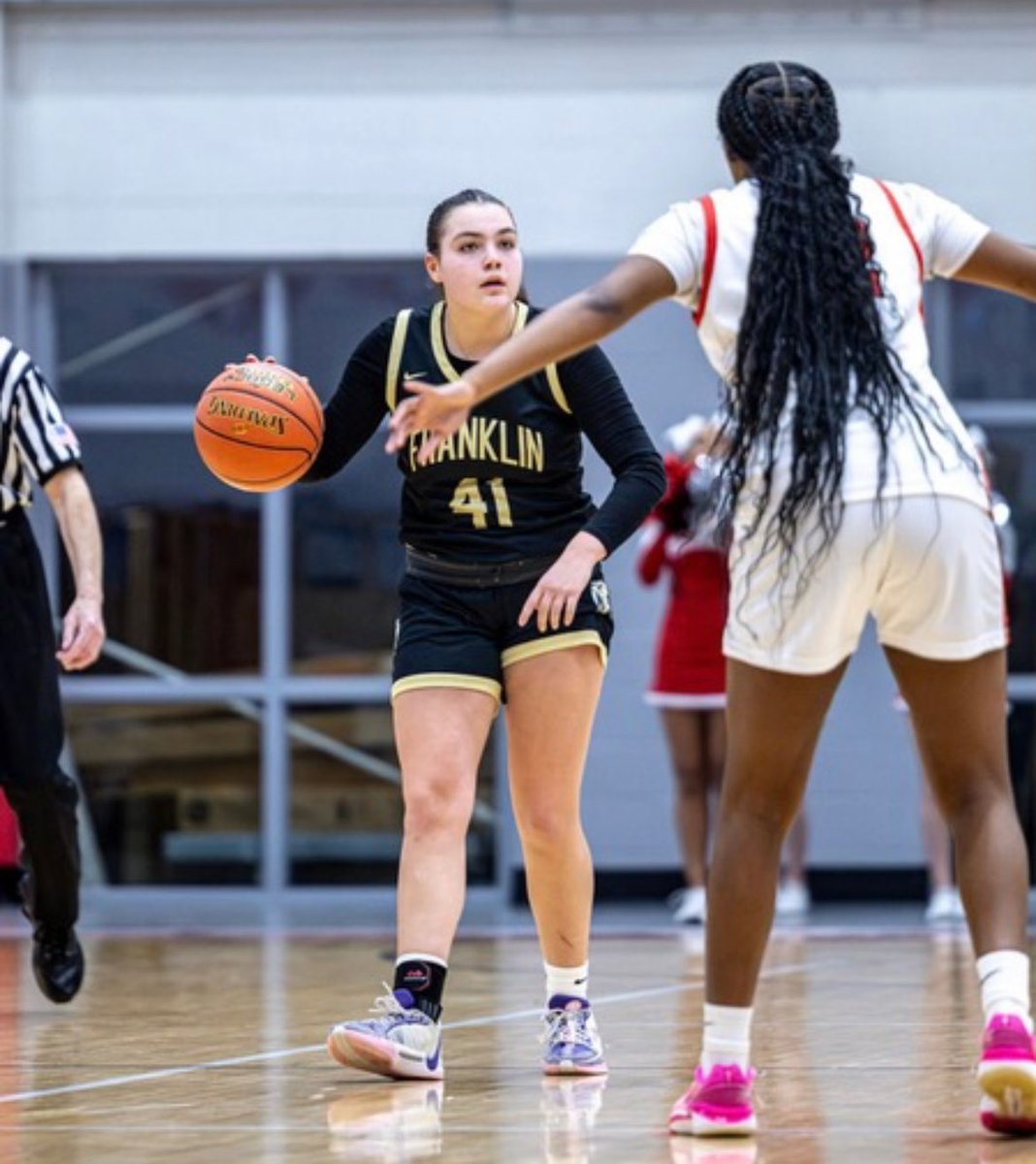 gritxpectations's tweet image. 🚨 New Player Profile Drop! 🚨
All eyes on 2028 PG/G out of Franklin HS @25Gabypritchard 🌟 A true 3-level scorer and certified bucket-getter. Tap in now and see what makes her elite! 👀 #PlayerProfile #RecruitMe @coachklemmens @pcf24up @fhsgbb1

gritxpectations.com/gabriellapritc…