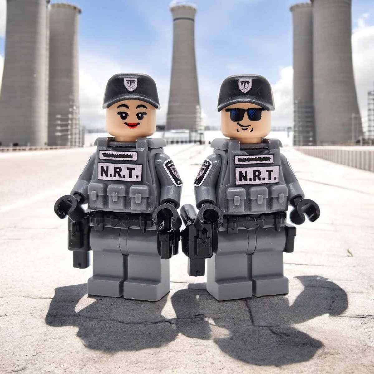 legocopgta's tweet photo. These nuclear officers are all geared up and ready for dispatch! Is AI doing a good job with the background? 😄
#legocop #lego #brucepower #nrt #minifigure https://t.co/RjS7UMkUF9