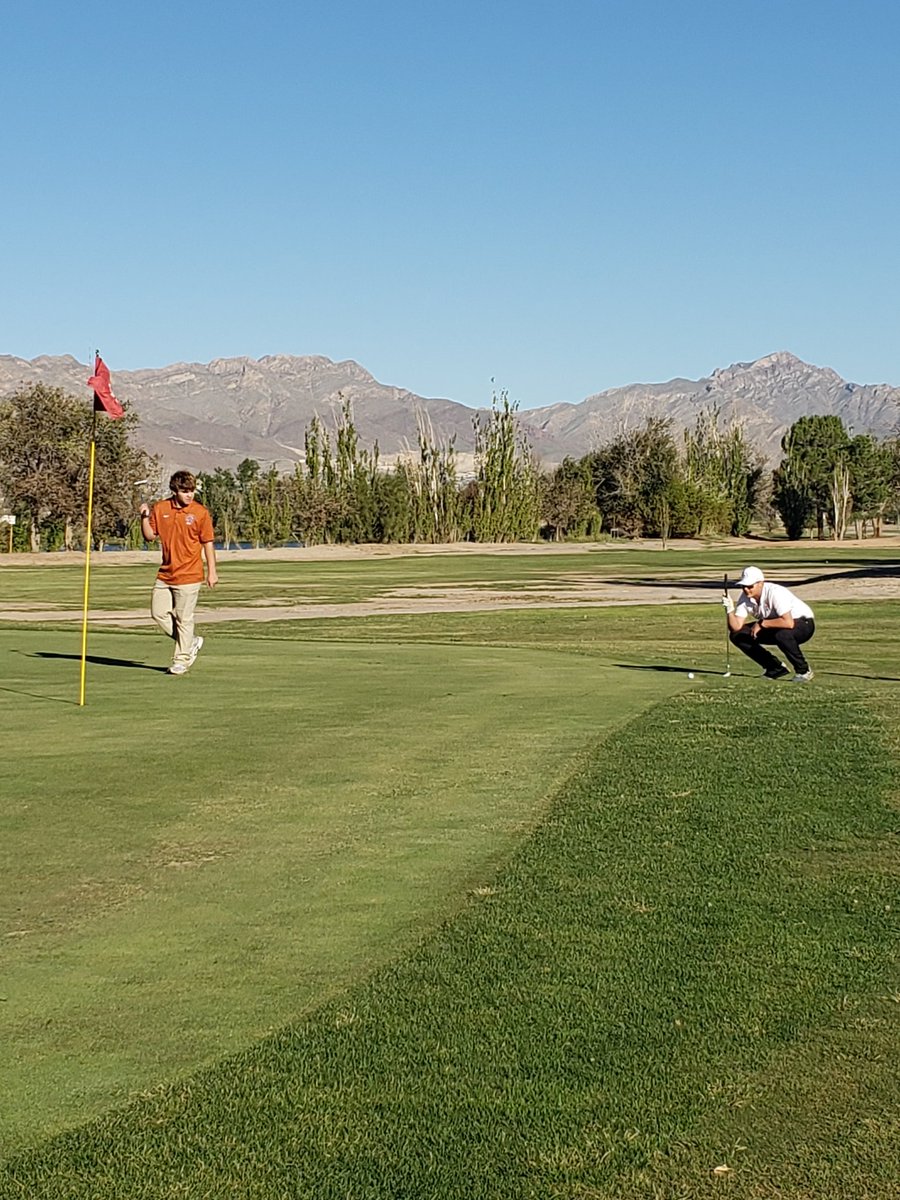 David Herrera (@dherrera_shs) on Twitter photo First tournament of the year.   Play well gentlemen.   Thank you San Eli Eagles for hosting. First tournament of the year.   Play well gentlemen.   Thank you San Eli Eagles for hosting.