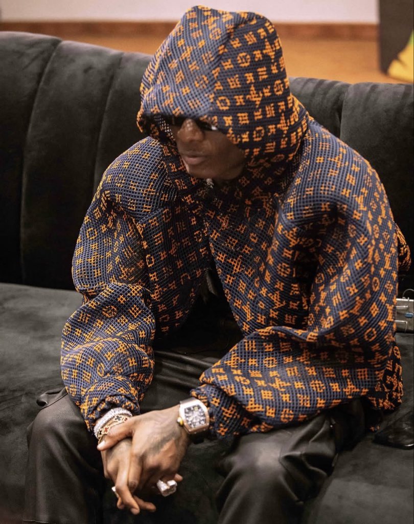 wizkidblog1's tweet image. Biggest Wiz 🤍🦅