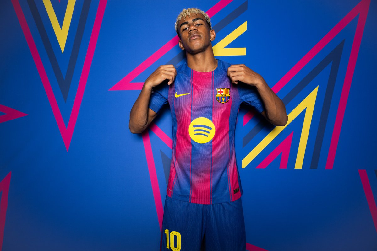 🎁💙 ¡REGALAMOS LA CAMISETA DEL BARÇA!

Si mañana marca Lamine Yamal, regalamos su camiseta. Para participar:

1 - Dar RT
2 - Seguir a <a href="/Offsider_ES/">Offsider</a>
 3 - Seguir a <a href="/kickverse_es/">kickverse.es</a> 
   
🍀 ¡Mucha suerte a todos! #UCL