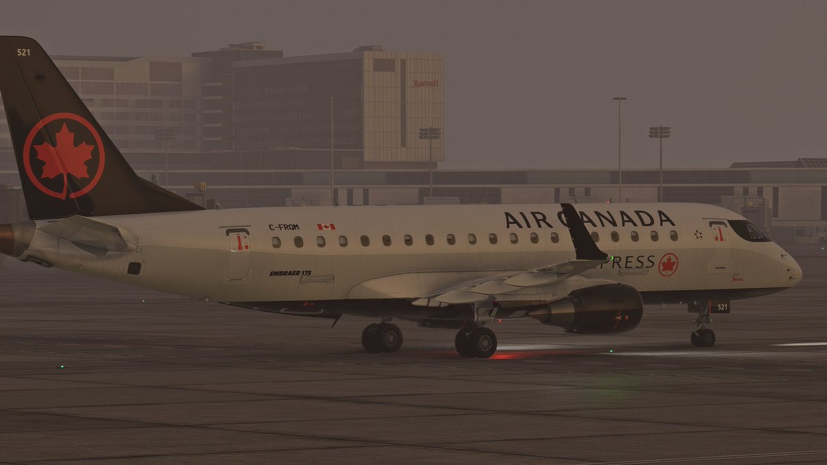 dashydoggo's tweet image. Laned at CYUL, JZA568 - E175
There was some pretty bad weather that came up during my approach, and I also forgot to tune my ILS so I had to fly with my approach with instruments and little visibility lmao