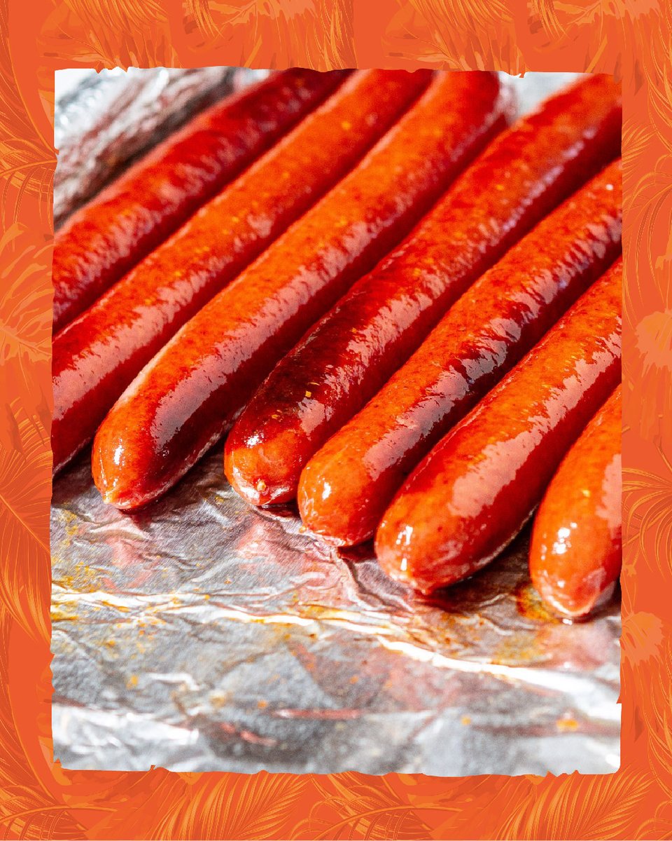 No griddle? No problem! 🔥 Grab a small baking sheet, line it with foil, drizzle a little canola oil, and set it on your stovetop burner over low heat.