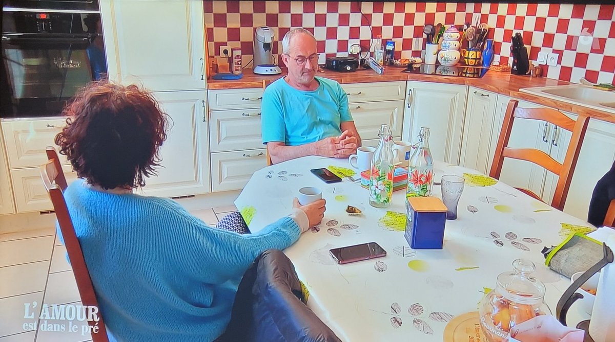 raphwtr's tweet image. POV: Un élève convoqué dans le bureau de la CPE 

#ADP2025 #ADP