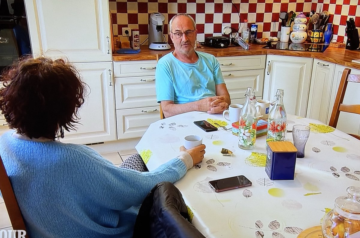 « -Est-ce qu’il serait éventuellement  possible que si un jour j’ai les couilles un peu trop pleines, on puisse rester amis ? »

#adp #adp2025 #adp25