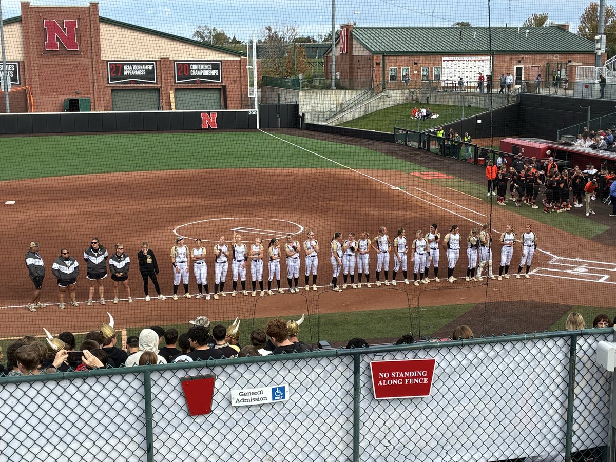 Jeff Edwards (@dr_jeff_edwards) on Twitter photo Lady Vikings getting ready for the Championship Game! Good luck ladies! <a href="/VikingsNW/">NWVikings</a> Lady Vikings getting ready for the Championship Game! Good luck ladies! <a href="/VikingsNW/">NWVikings</a>