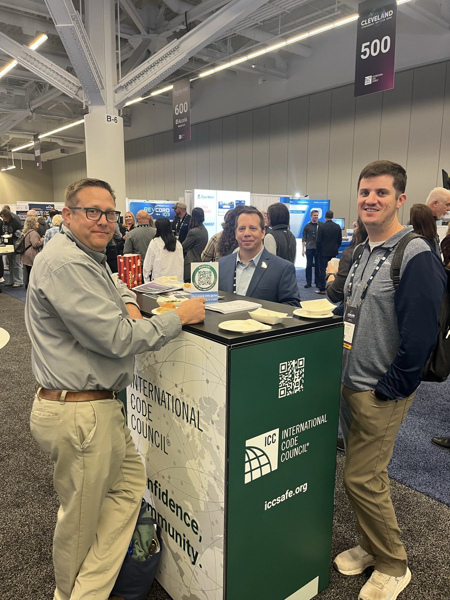 IntlCodeCouncil's tweet image. All smiles at the #ICCAC25 Expo reception! #CodeCouncil