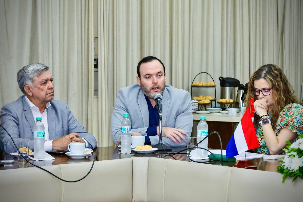 mambiente_py's tweet image. Misión Técnica Paraguay–Israel: fortalecimiento de la cooperación en materia de agua goo.su/zSODz @IPParaguay @rnpy920am @ParaguayTVHD