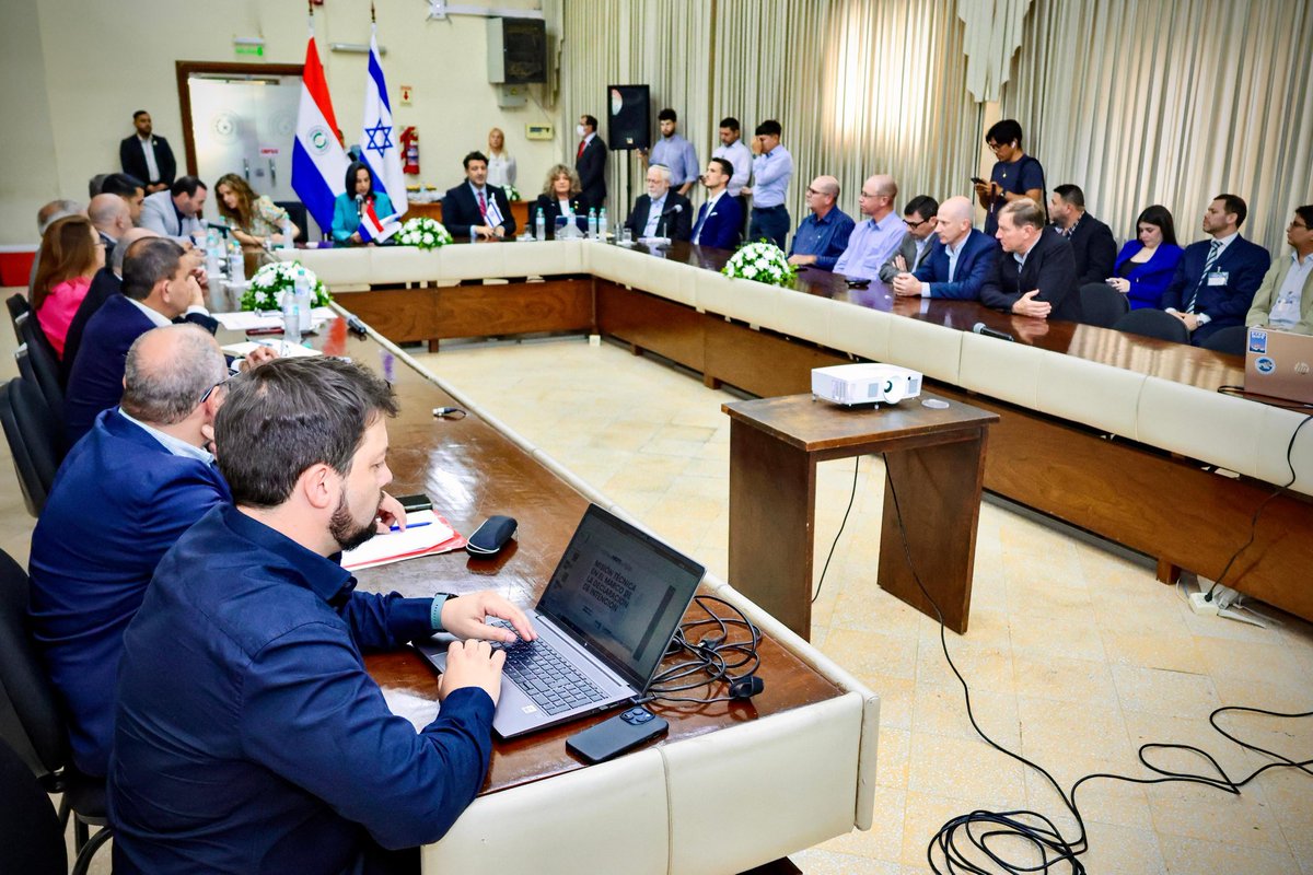 mambiente_py's tweet image. Misión Técnica Paraguay–Israel: fortalecimiento de la cooperación en materia de agua goo.su/zSODz @IPParaguay @rnpy920am @ParaguayTVHD