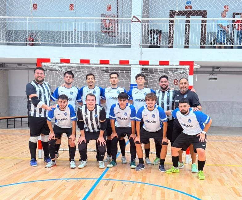 #TERCERA ⚽🏆 Victoria en La Palma

El pasado sábado nuestro primer equipo venció en un gran partido de tú a tú.

Mensajero 1 🆚 4 Costa Tenerife
⚽💨 Marcos, Aitor y Joan X2

#LaHoraDelCosta 💙🤍🖤
