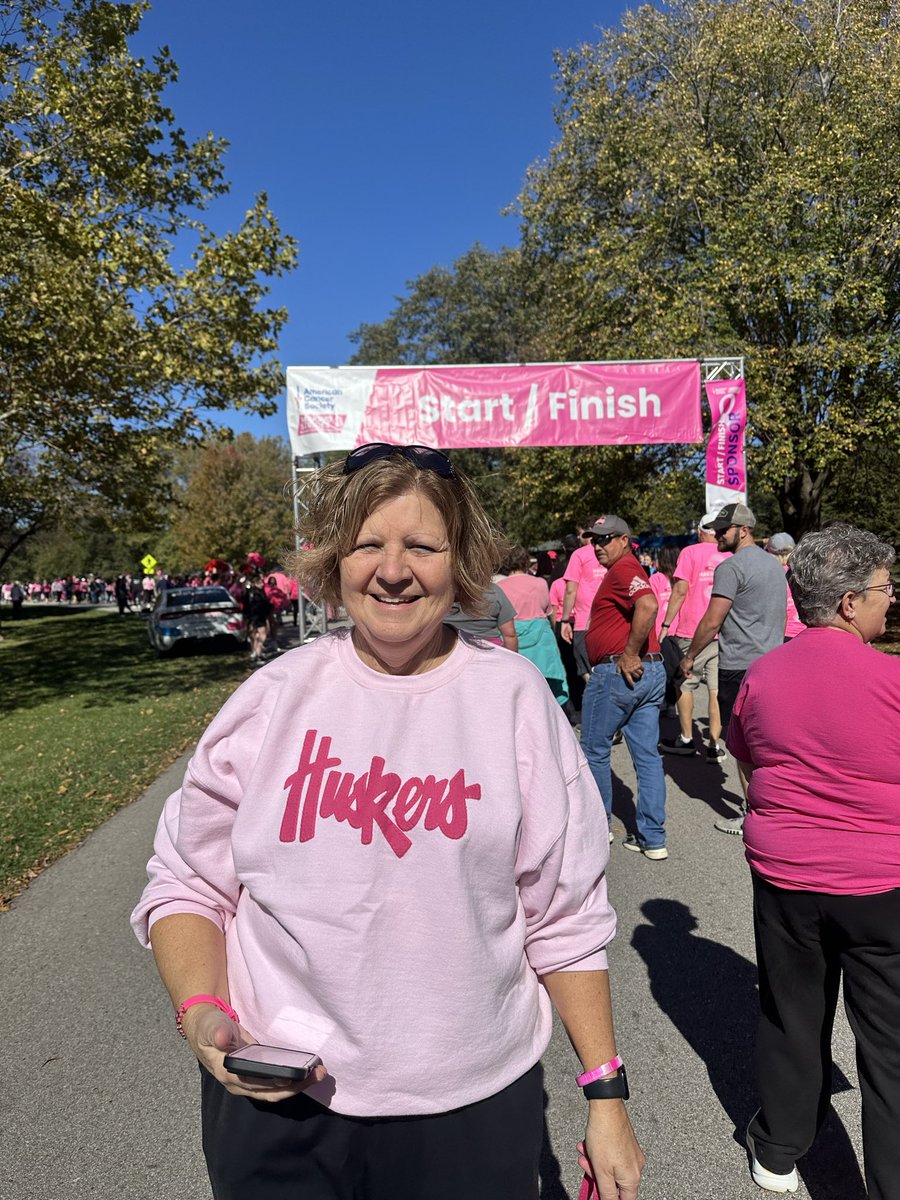 What a beautiful day for the Cancer Society Making Strides Against Breast Cancer walk at Holmes Lake yesterday! God has blessed me in many ways! I’m coming up on 11 years as a survivor and I have the BEST family! Thank you to anyone that donated to my team and walked! 💗💗💗