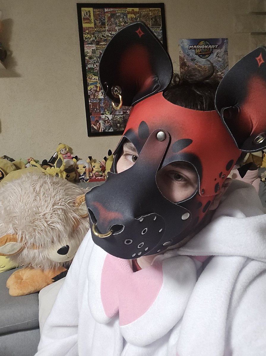 SmolHound tweet media