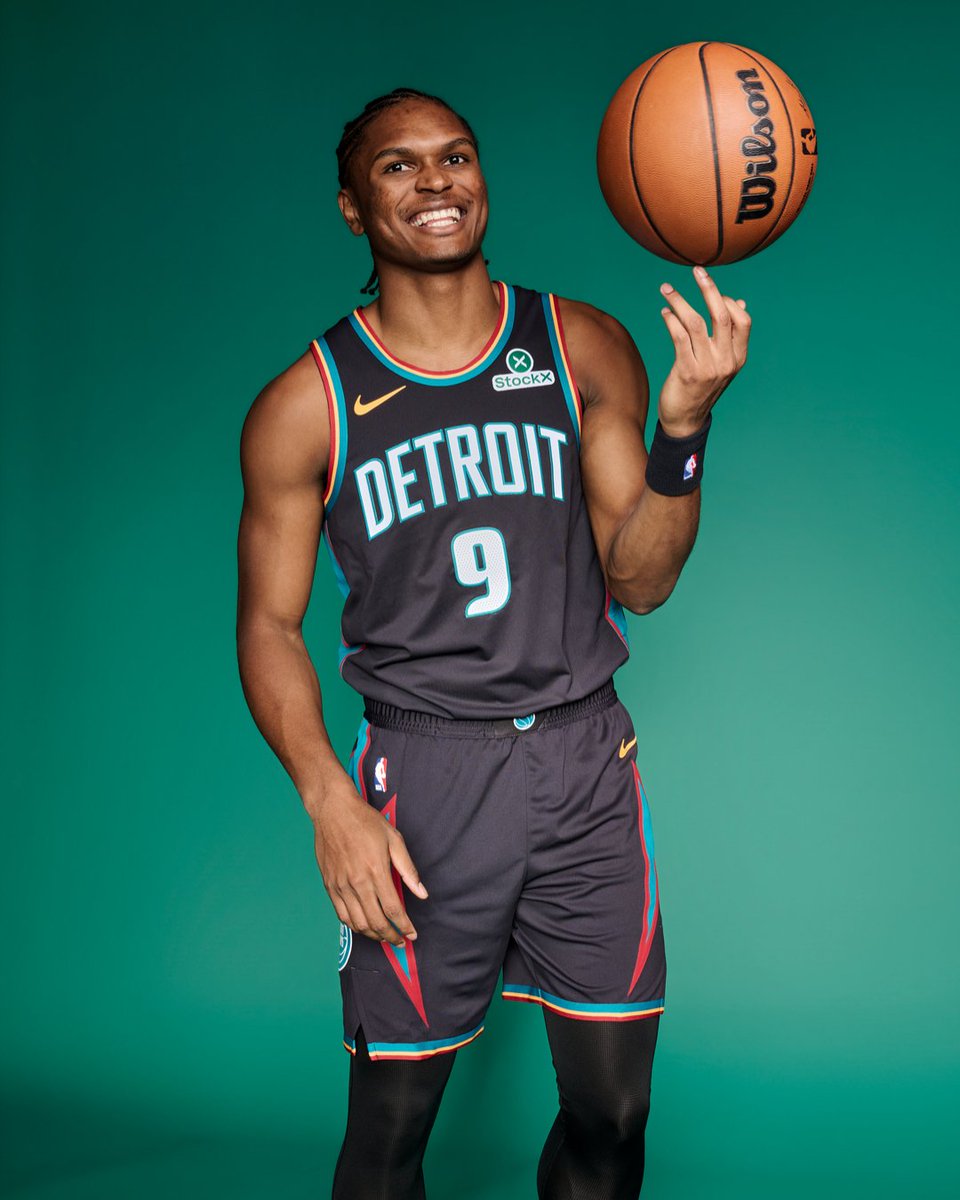 👀🤝 