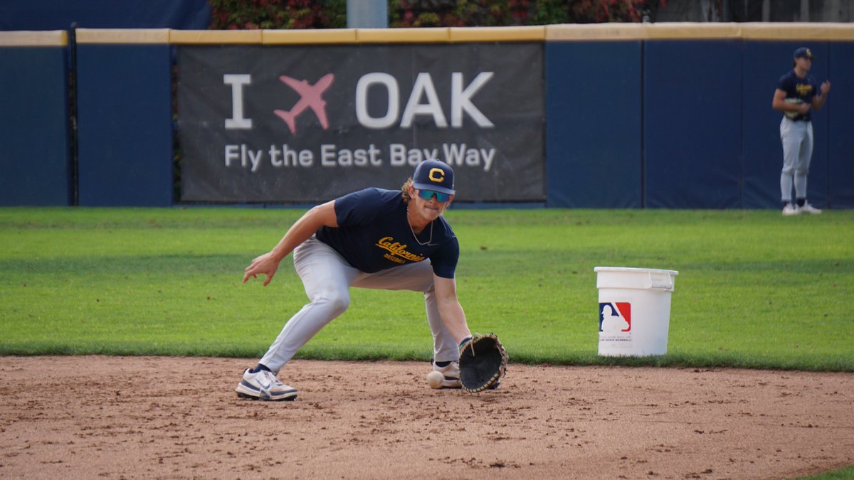 CalBaseball's tweet image. 𝑮𝒆𝒕𝒕𝒊𝒏𝒈 𝑩𝒆𝒕𝒕𝒆𝒓 📈

Come see us this Friday when we take on Okanagan College at Stu Gordon Stadium - First pitch: 5 p.m. Free to the public!

#GoBears