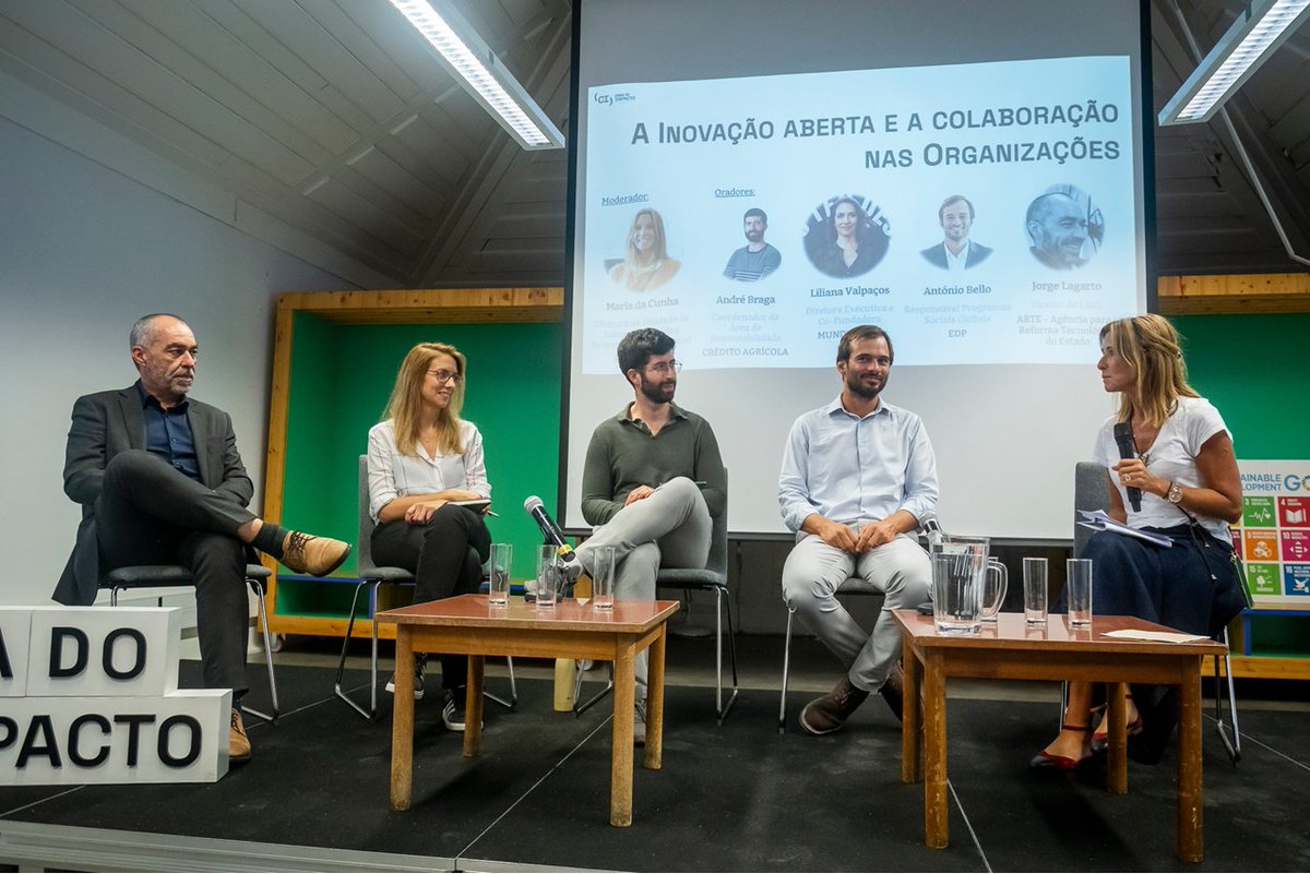 LabX_govpt's tweet image. A @CasaDoImpacto celebrou 7 anos de inovação e impacto, e o LabX marcou presença! 💡🎉
No painel “Inovação Aberta e Colaboração nas Organizações”, mostrámos como a Inovação Social e Pública se unem para criar novas sinergias e ampliar o impacto. 🌍
#ARTEGov #LabX